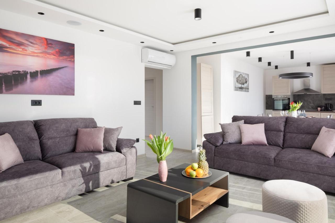 Luxury Apartment Lorena - Private Heated Pool - Jesenice  Exteriör bild