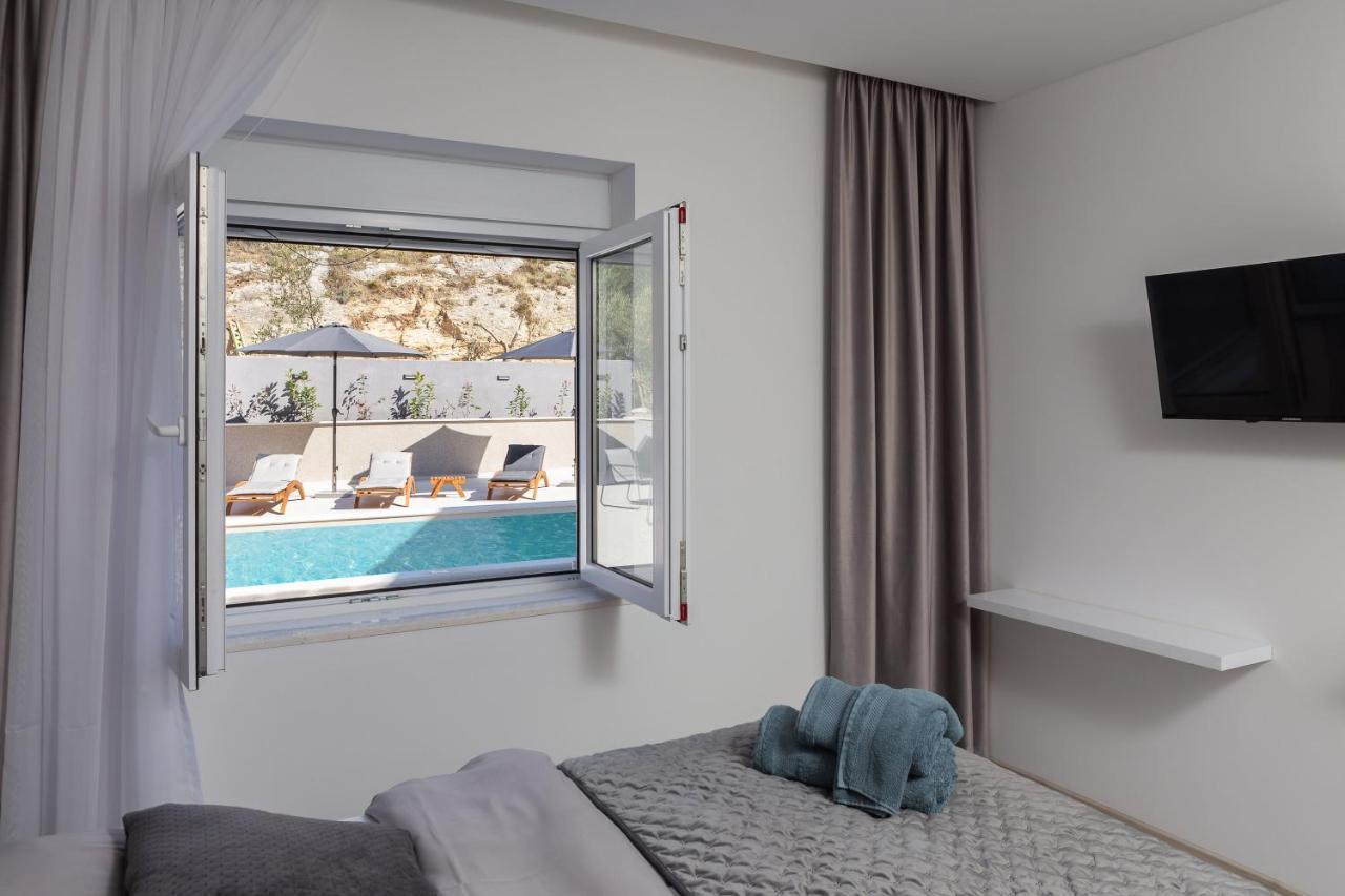 Luxury Apartment Lorena - Private Heated Pool - Jesenice  Exteriör bild