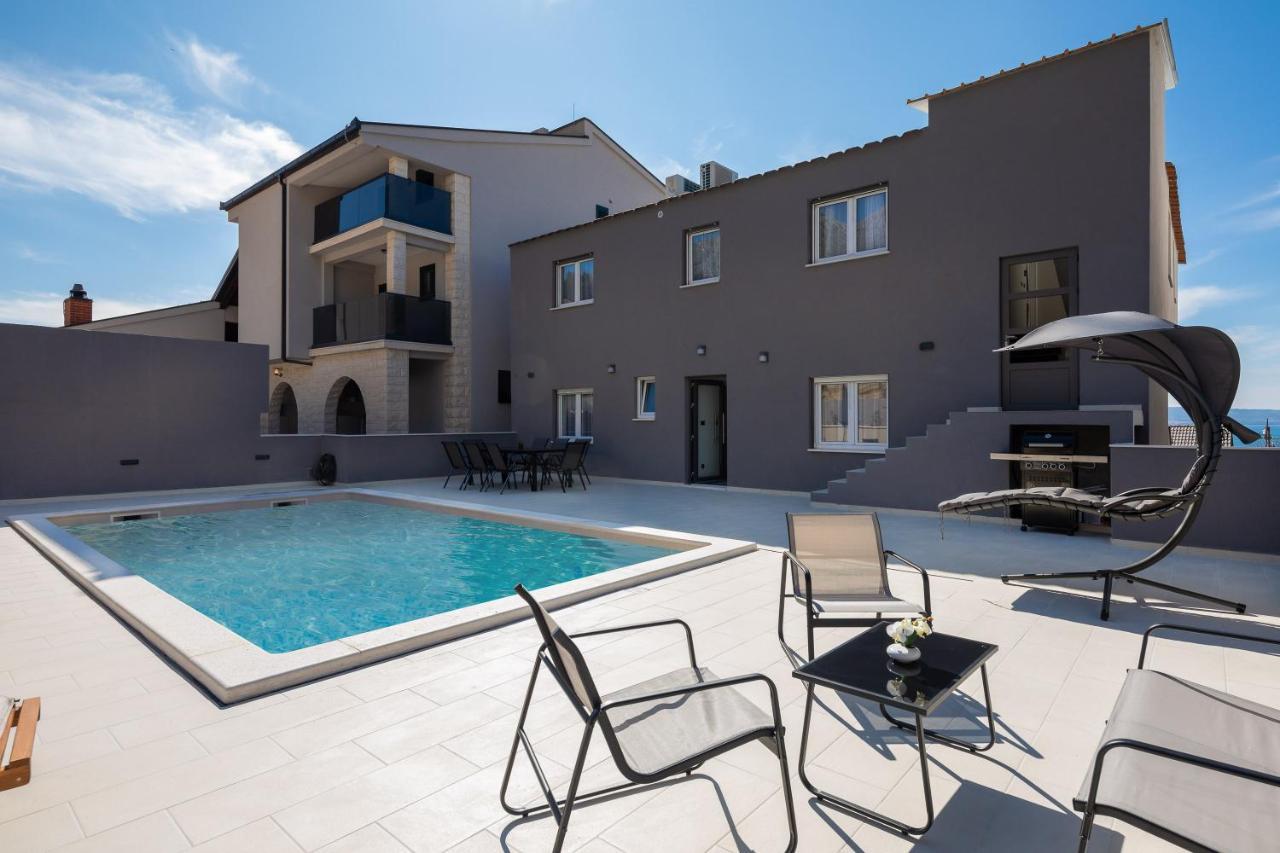 Luxury Apartment Lorena - Private Heated Pool - Jesenice  Exteriör bild