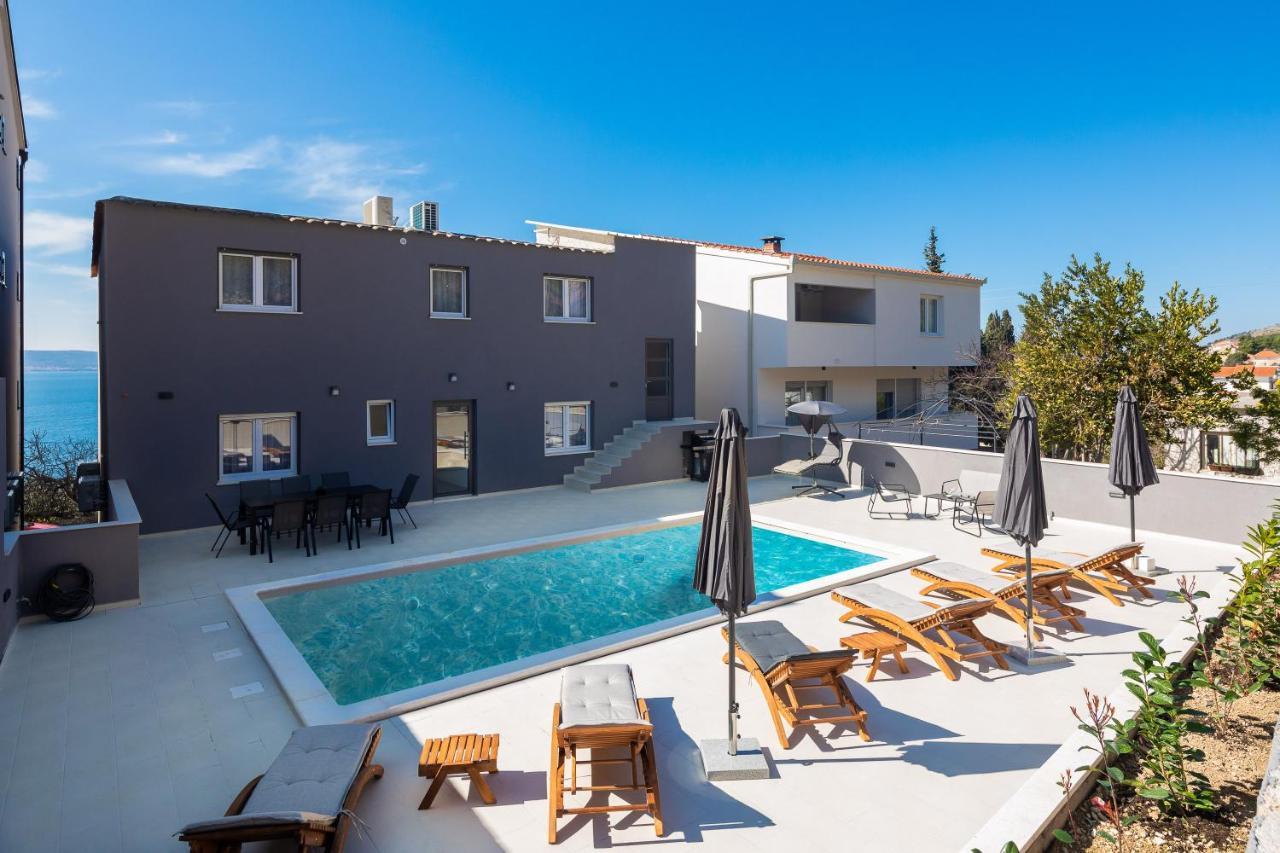 Luxury Apartment Lorena - Private Heated Pool - Jesenice  Exteriör bild