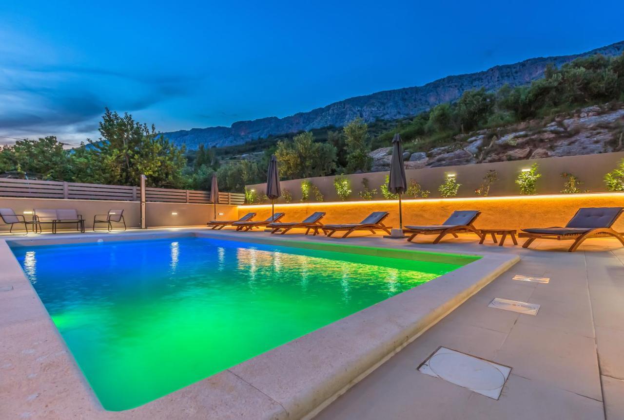Luxury Apartment Lorena - Private Heated Pool - Jesenice  Exteriör bild